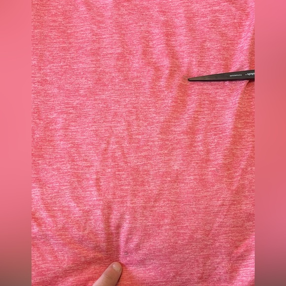 Set of four Women’s Under Armour Heat Gear V-Neck T-Shirts - Picture 6 of 7